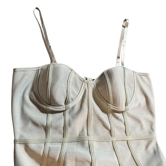 NWT Haute Monde Bodycon Mint Green Dress w/ Built In Bra, Hidden Zipper, Size XL - Picture 9 of 10